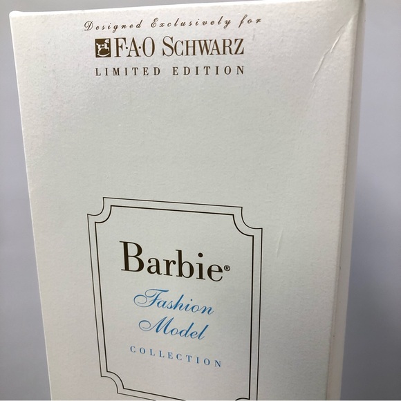 ❣️FAO FASHION EDITOR BARBIE MIB - Picture 15 of 17